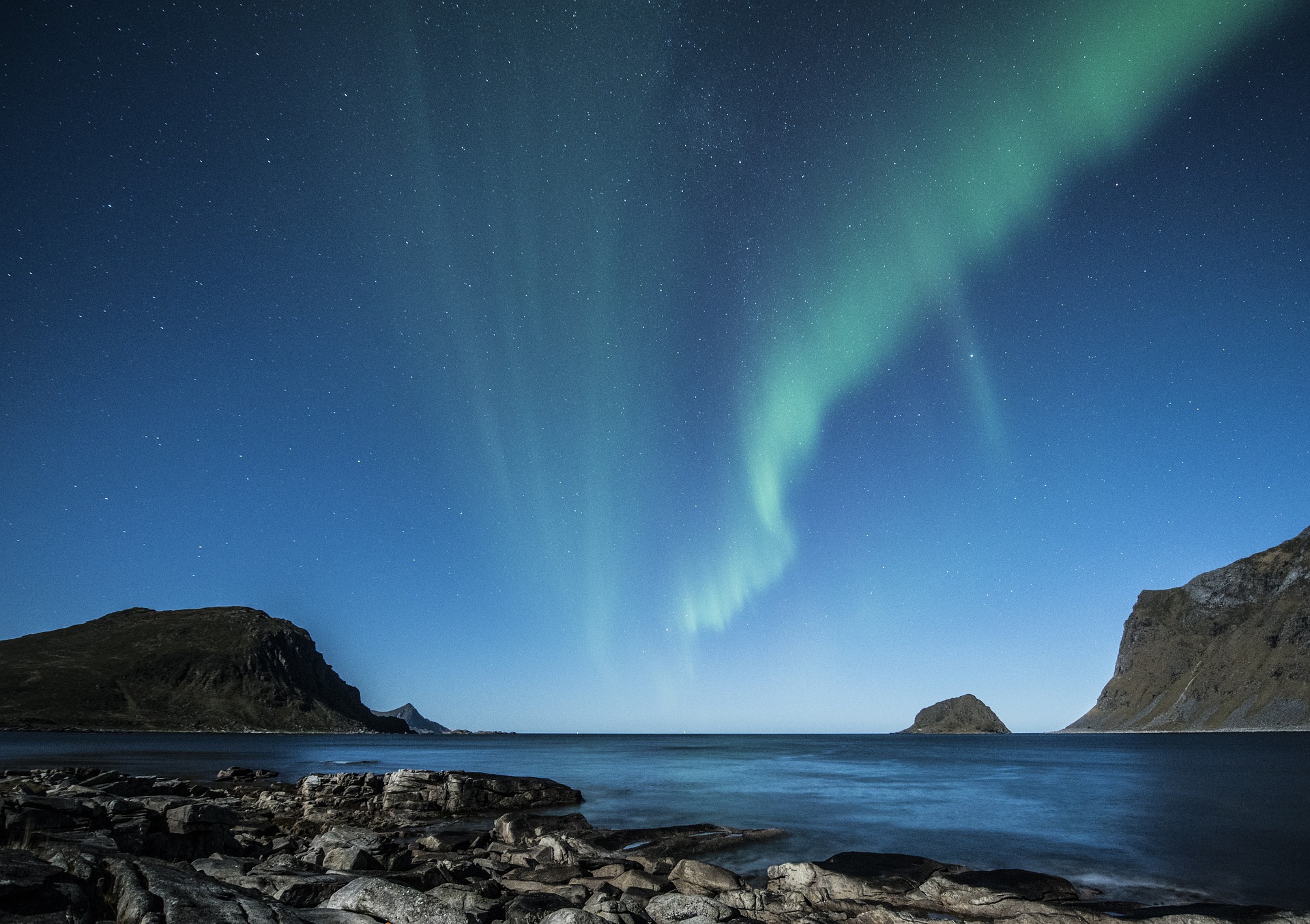 aurora-borealis-lofoten
